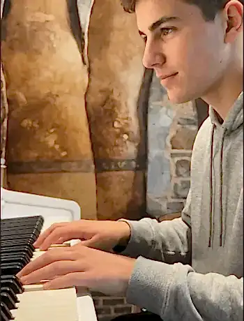 genç piyano dersleri